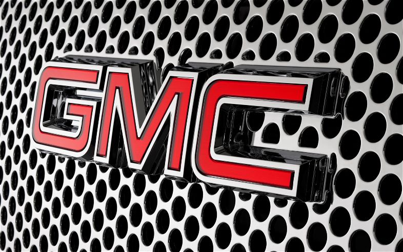 GMC Trucks and SUVs for Toledo Residents at Snyder Auto Group